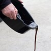 03896 Pour Oil